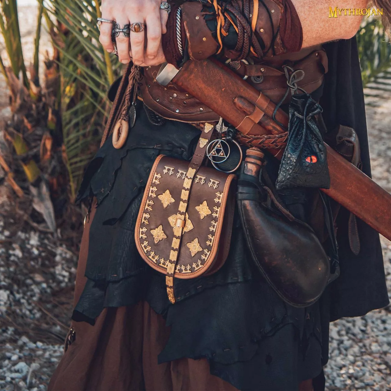 Mythrojan BIRKA VIKING BOLSA DE CUERO TARSOLY Basado En El Original Histórico De Rösta & Birka Ideal Para Vikingos Reenactments, LARP Y Movie Prop 4 Mythrojan BIRKA VIKING BOLSA DE CUERO TARSOLY Basado En El Original Histórico De Rösta & Birka Ideal Para Vikingos Reenactments, LARP Y Movie Prop - Imagen 2