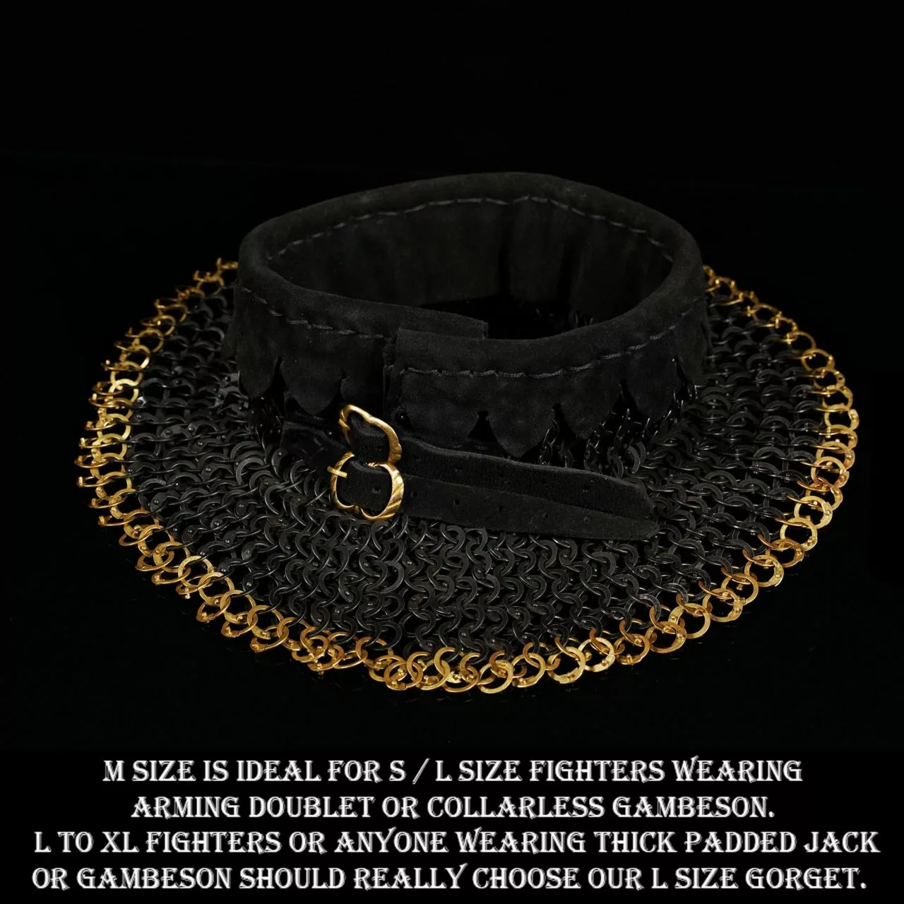 Mythrojan RIVETED CHAINMAIL STANDARD "El Caballero Negro Gorget": Remaches Redondos De Aro Plano De 9 Mm (Alt) Con Forro Acolchado De Ante Negro Y Bordes De Latón Macizo 5 Mythrojan RIVETED CHAINMAIL STANDARD "El Caballero Negro Gorget": Remaches Redondos De Aro Plano De 9 Mm (Alt) Con Forro Acolchado De Ante Negro Y Bordes De Latón Macizo - Imagen 3