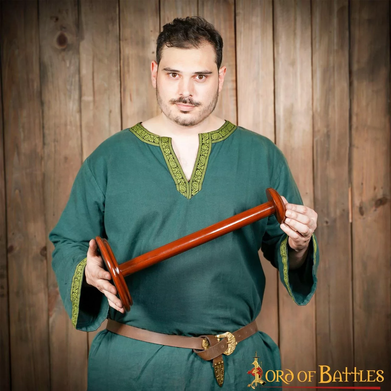 Soporte De Madera Hecho A Mano Para Cascos Con O Sin Aventail 8 Soporte De Madera Hecho A Mano Para Cascos Con O Sin Aventail - Imagen 6