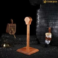 Soporte De Madera Para Casco Mythrojan En Acabado Natural Y Negro -Armadura Ventas 4 DSC06792.jpg