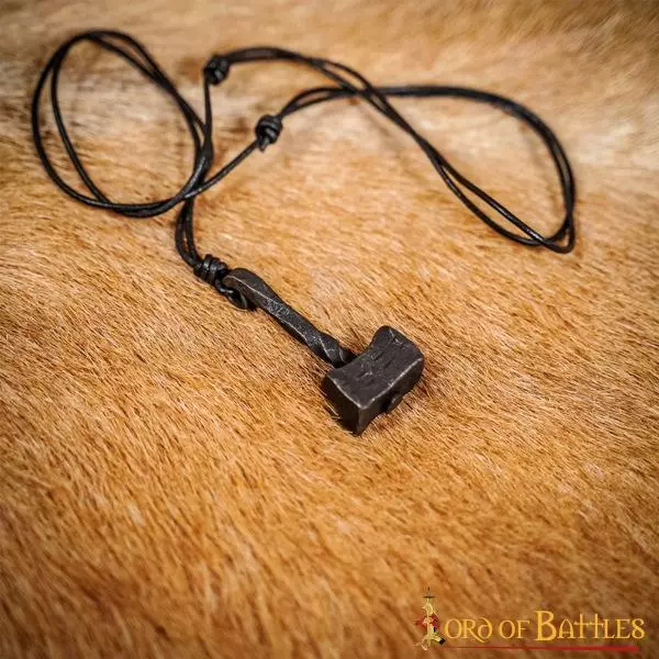 Mano De Hierro Forjada Martillo De Thor Mjölnir Colgante Accesorio Para Regalar 7 Mano De Hierro Forjada Martillo De Thor Mjölnir Colgante Accesorio Para Regalar - Imagen 5
