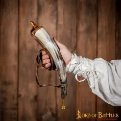 Cuerno De Pólvora Medieval Vikingo Con Válvula De Latón Puro Fabricado A Mano Con Auténtico Cuerno De Buey -Armadura Ventas 5 120