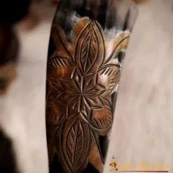 Cuerno Para Beber En Flor Con Motas Carbonizadas Cuerno De Buey Auténtico Hecho A Mano 13 Cuerno Para Beber En Flor Con Motas Carbonizadas Cuerno De Buey Auténtico Hecho A Mano -Armadura Ventas 5 6