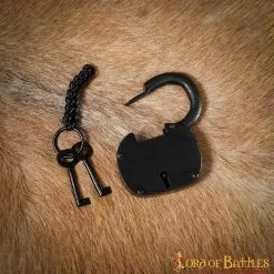 El Candado Pirata De Hierro Forjado A Mano Con Dos Llaves Funcionales 13 El Candado Pirata De Hierro Forjado A Mano Con Dos Llaves Funcionales -Armadura Ventas 6 copy