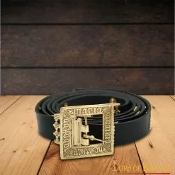 Cinturón Medieval De Cuero De Eric De Pomerania Con Detalles De Latón Puro