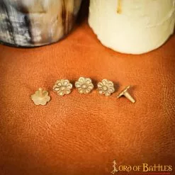 Rosetón Medieval Latón Puro Monturas / Conchos Juego De 5